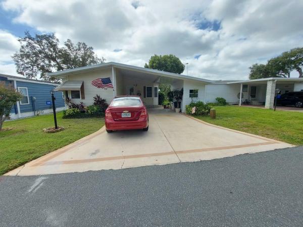Photo 1 of 2 of home located at 84 Sea Fern Drive Leesburg, FL 34788