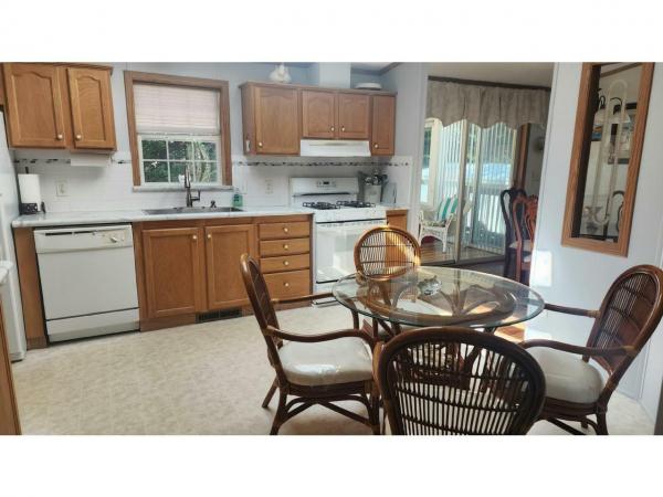 2002 Castle Manufactured Home