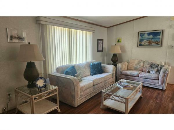 2002 Castle Manufactured Home