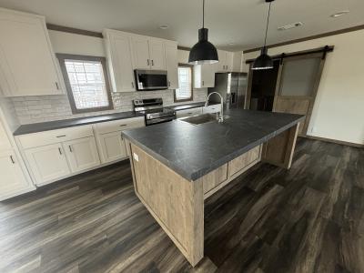 Photo 3 of 9 of home located at 10102 Kateri Ct Conroe, TX 77303