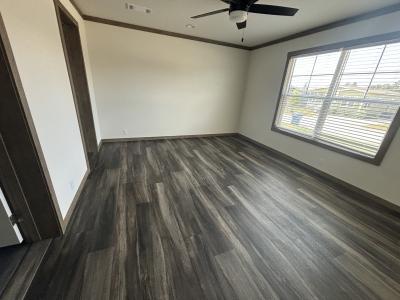 Photo 5 of 9 of home located at 10102 Kateri Ct Conroe, TX 77303