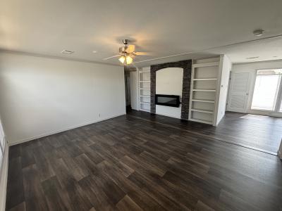 Photo 3 of 10 of home located at 10526 Bosco Ct Conroe, TX 77303