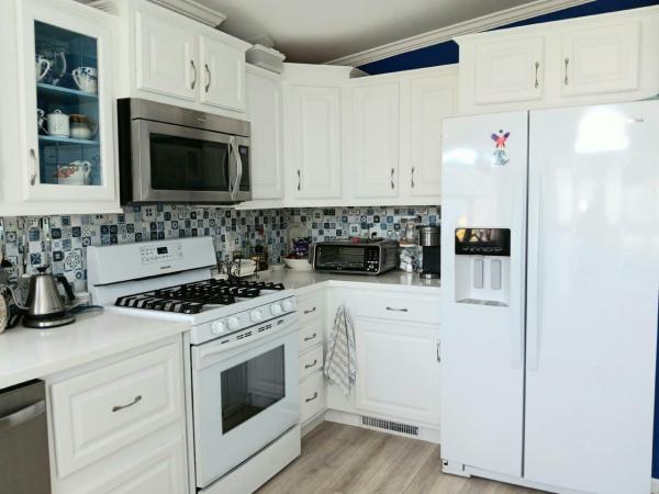 2006 Marlette 56MAN28602BH06S Manufactured Home