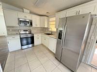 1990 FLEE Manufactured Home