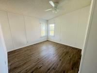 1990 FLEE Manufactured Home