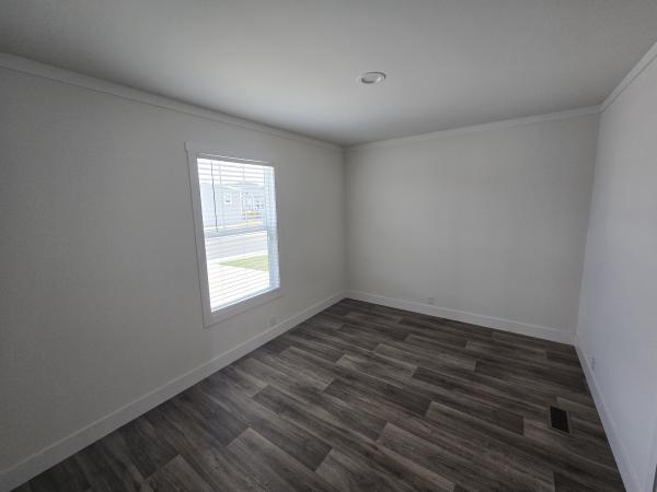 2024 Clayton 52TEM28604B Mobile Home