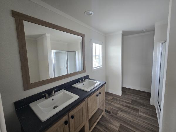 2024 Clayton 52TEM28604B Mobile Home