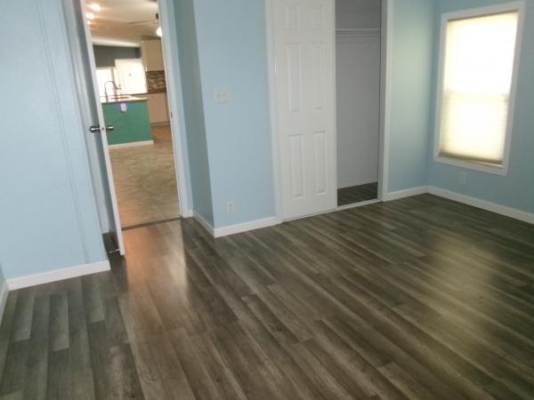 1986 Palm Harbor Mobile Home