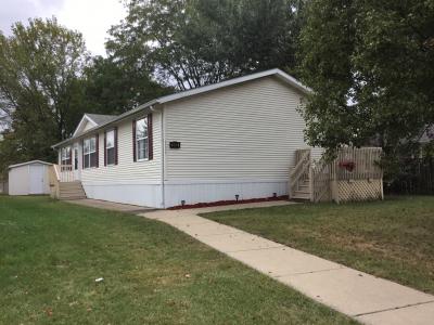 Mobile Home at 25098 Oxford Woodhaven, MI 48183