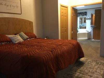 Photo 5 of 7 of home located at 25098 Oxford Woodhaven, MI 48183