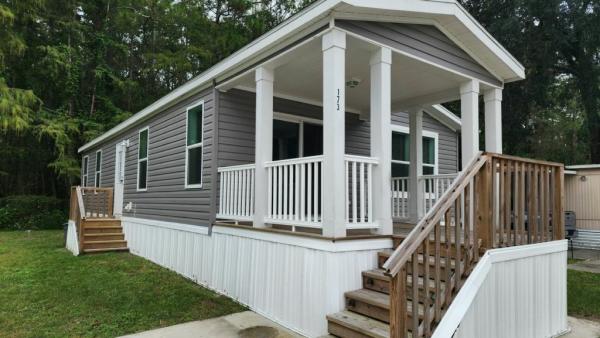Photo 1 of 2 of home located at 6776 Townsend Rd., #173 Jacksonville, FL 32244