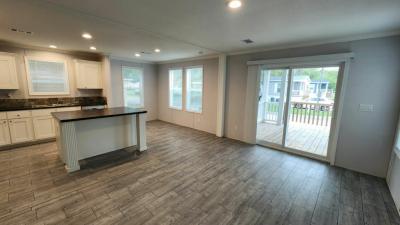 Photo 3 of 16 of home located at 6776 Townsend Rd., #173 Jacksonville, FL 32244