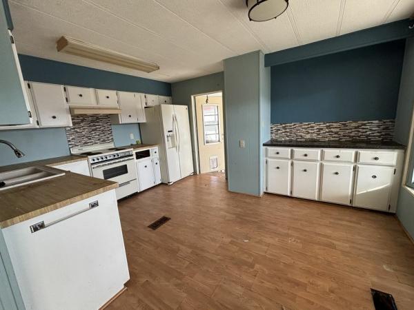 1978 Twin HS Mobile Home