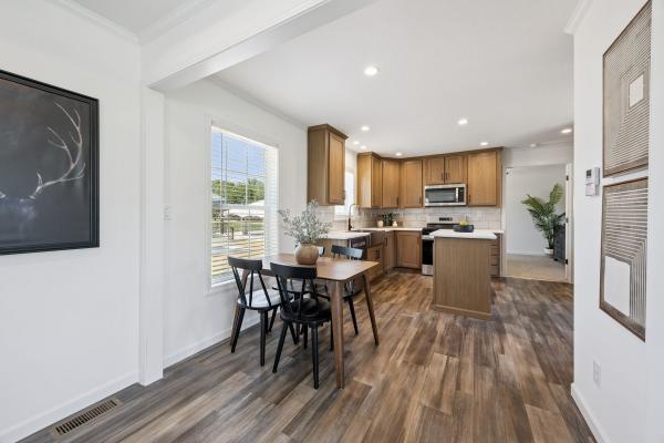 2026 Champion NWSSL27615  Home