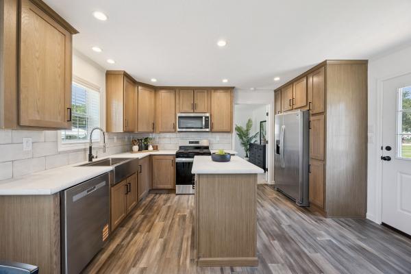 2026 Champion NWSSL27615  Home