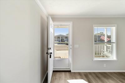 Mobile Home at 14 E Sprucewood Dr Sandusky, OH 44870