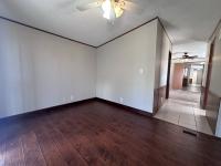 2004 1646276STG  Home