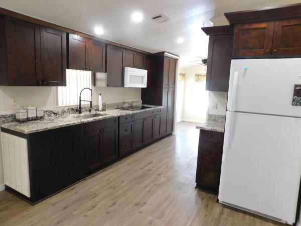 1999 WINN Mobile Home For Sale