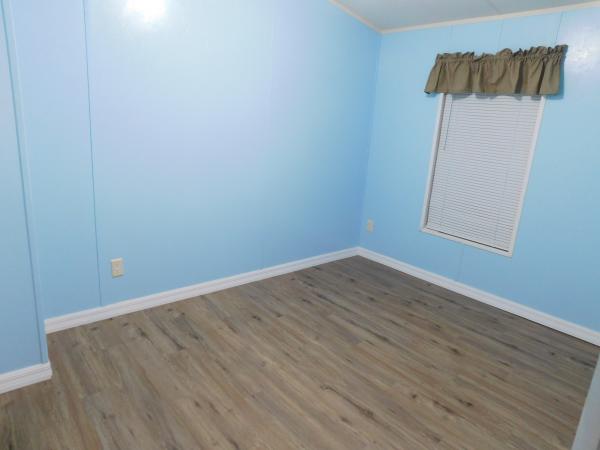 1999 WINN Mobile Home For Sale