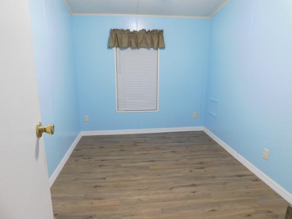 1999 WINN Mobile Home For Sale