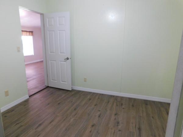 1999 WINN Mobile Home For Sale