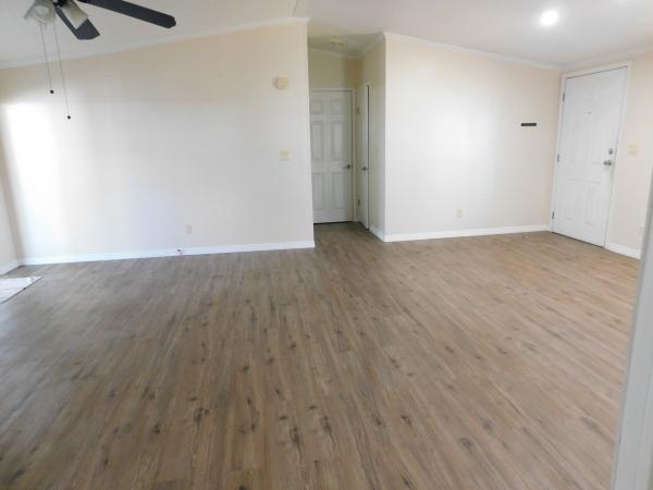 1999 WINN Mobile Home For Sale