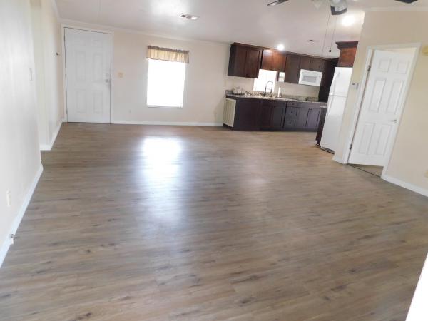 1999 WINN Mobile Home For Sale