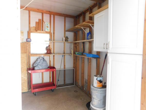 1999 WINN Mobile Home For Sale