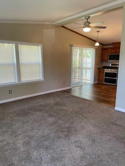 Photo 5 of 19 of home located at 28056 Charlemagne Romulus, MI 48174