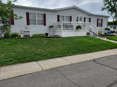 Photo 2 of 45 of home located at 29403 Wedgewood Flat Rock, MI 48134