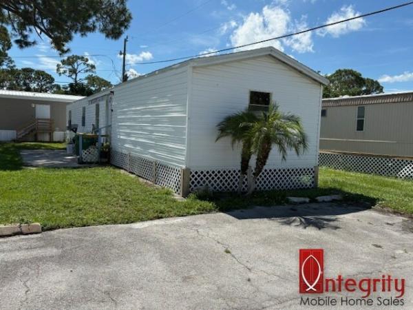  Mobile Home For Sale