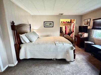 Photo 5 of 8 of home located at 2425 Harden Blvd Lakeland, FL 33803