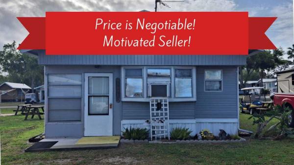 Photo 1 of 2 of home located at 2206 Chaney Drive, Lot 293 Ruskin, FL 33570