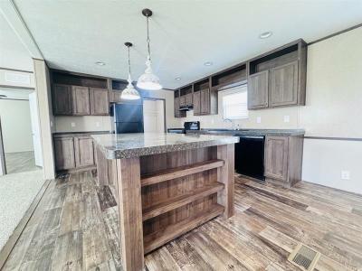 Photo 3 of 6 of home located at 7151 Woodlake Parkway #409 San Antonio, TX 78218