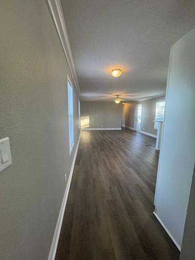 Photo 5 of 15 of home located at 8701 NE 107th Pl #301 Kansas City, MO 64157
