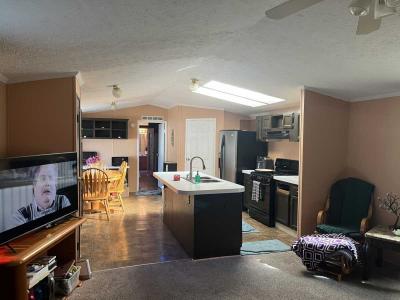 Photo 5 of 19 of home located at 647 Lafferty Rochester Hills, MI 48307