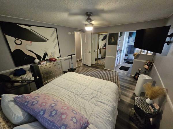1986 Manufactured Home