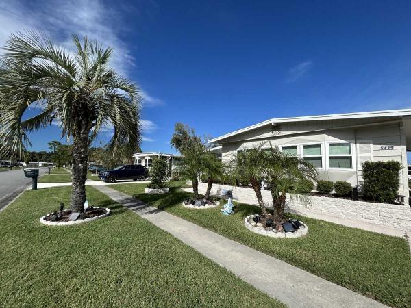 1974 TWIN Manufactured Home