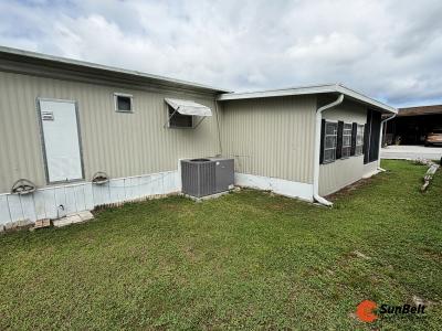 Photo 4 of 15 of home located at 2934 Griffin View Drive Lot 65 Lady Lake, FL 32159