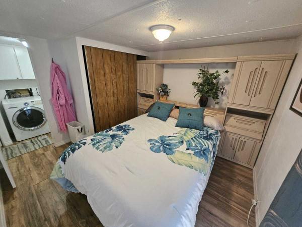 1979 Manufactured Home