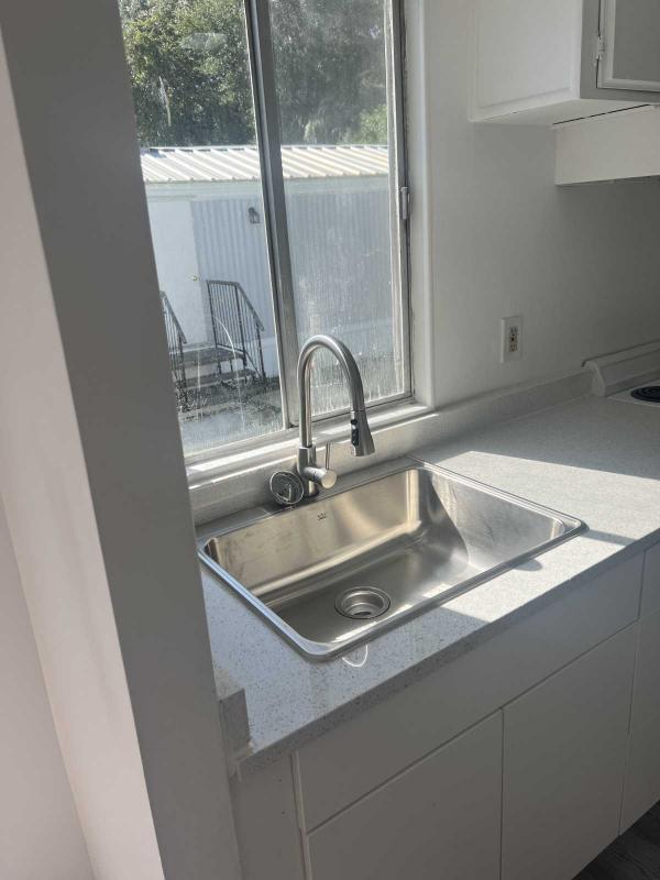 1986 Manufactured Home