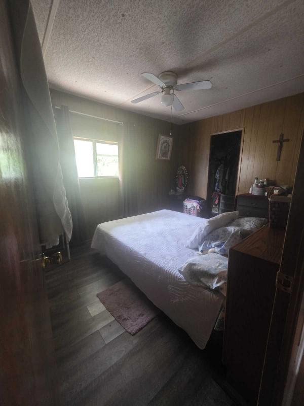1989 Hillcrest Mobile Home