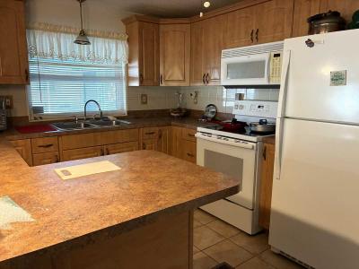 Photo 4 of 13 of home located at 1237 W Rudolph St Avon Park, FL 33825