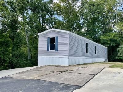 Photo 2 of 6 of home located at 1106 Lakeview Ave Alexandria, KY 41001