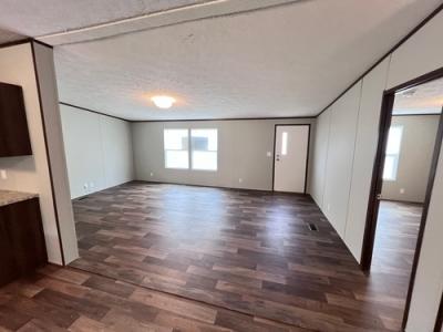 Photo 5 of 16 of home located at 482 Shelnutt Loop Phil Campbell, AL 35581