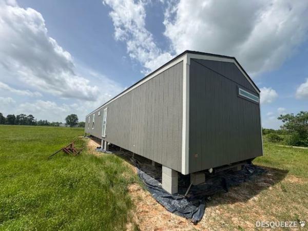 2025 OAK CREEK Mobile Home For Sale