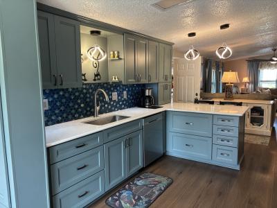 Photo 4 of 12 of home located at 657 Waterfront Dr Auburndale, FL 33823