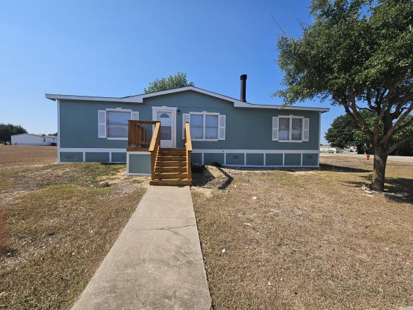 2001 Champion Homes Mobile Home