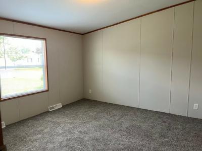 Photo 4 of 5 of home located at 1693 Buckingham Monroe, MI 48161