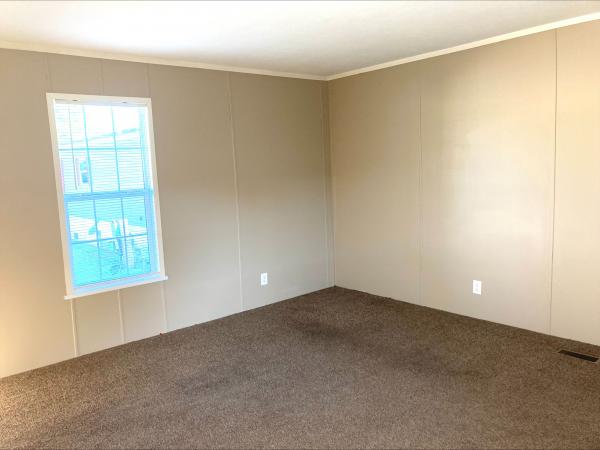 2016 Redman 1670202RA Mobile Home